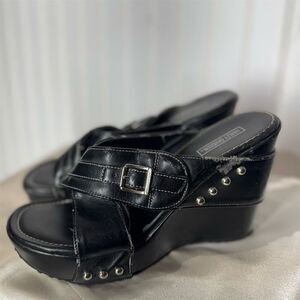 Harley-Davidson Black Wedge Slide Sandals 8.5M Studded Buckle Platform Biker Y2K